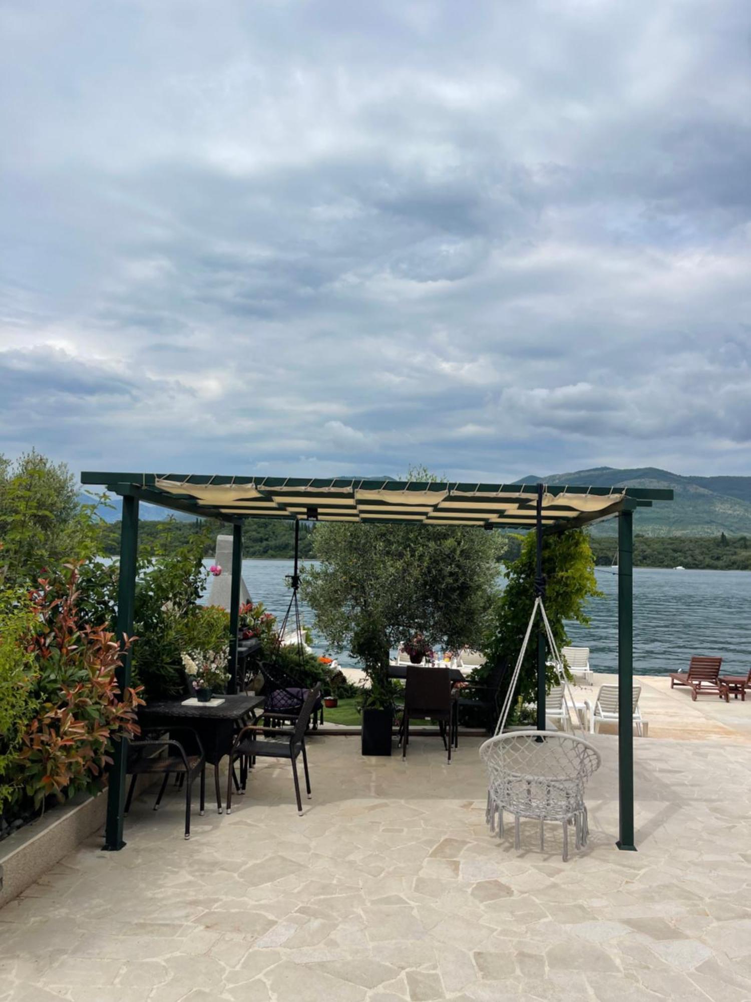 Apartmani Mia Tivat Bagian luar foto