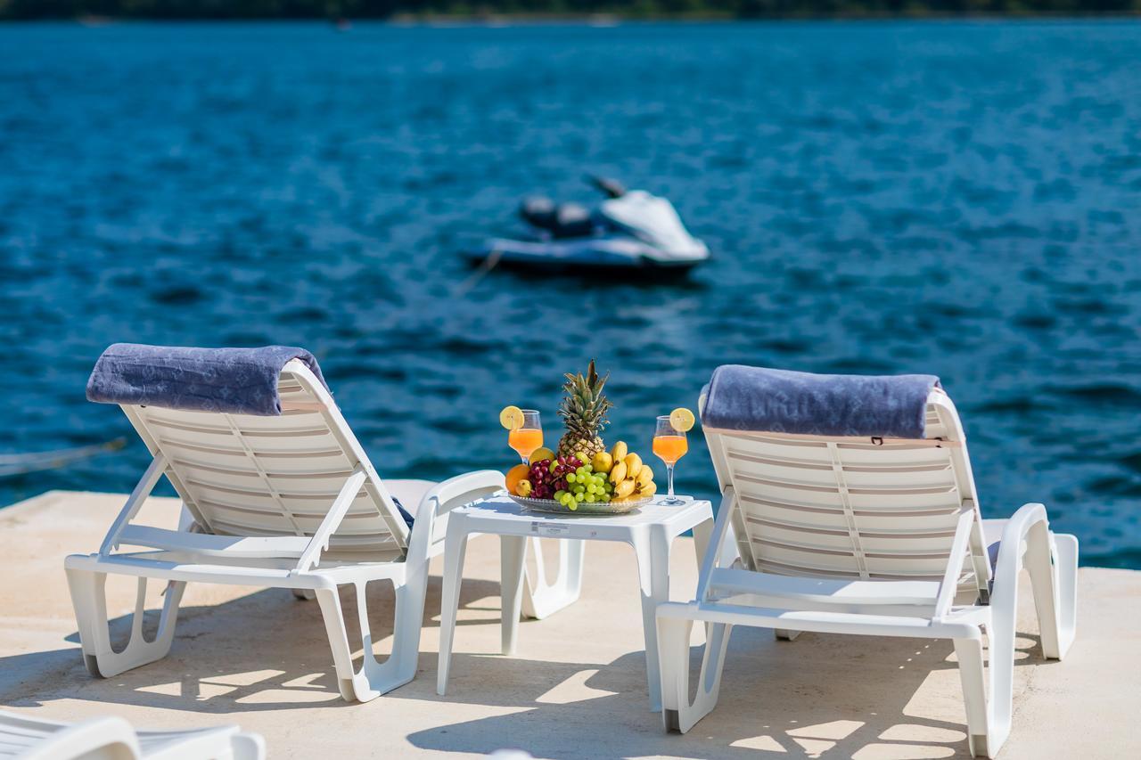 Apartmani Mia Tivat Bagian luar foto